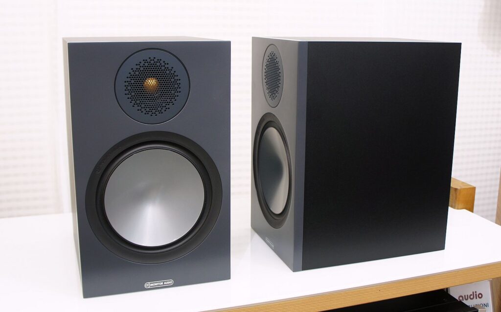 monitor audio bronze 100 fianco nero