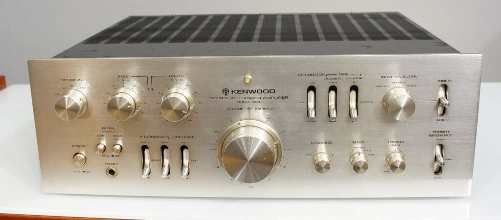amplificatore kenwood model 600