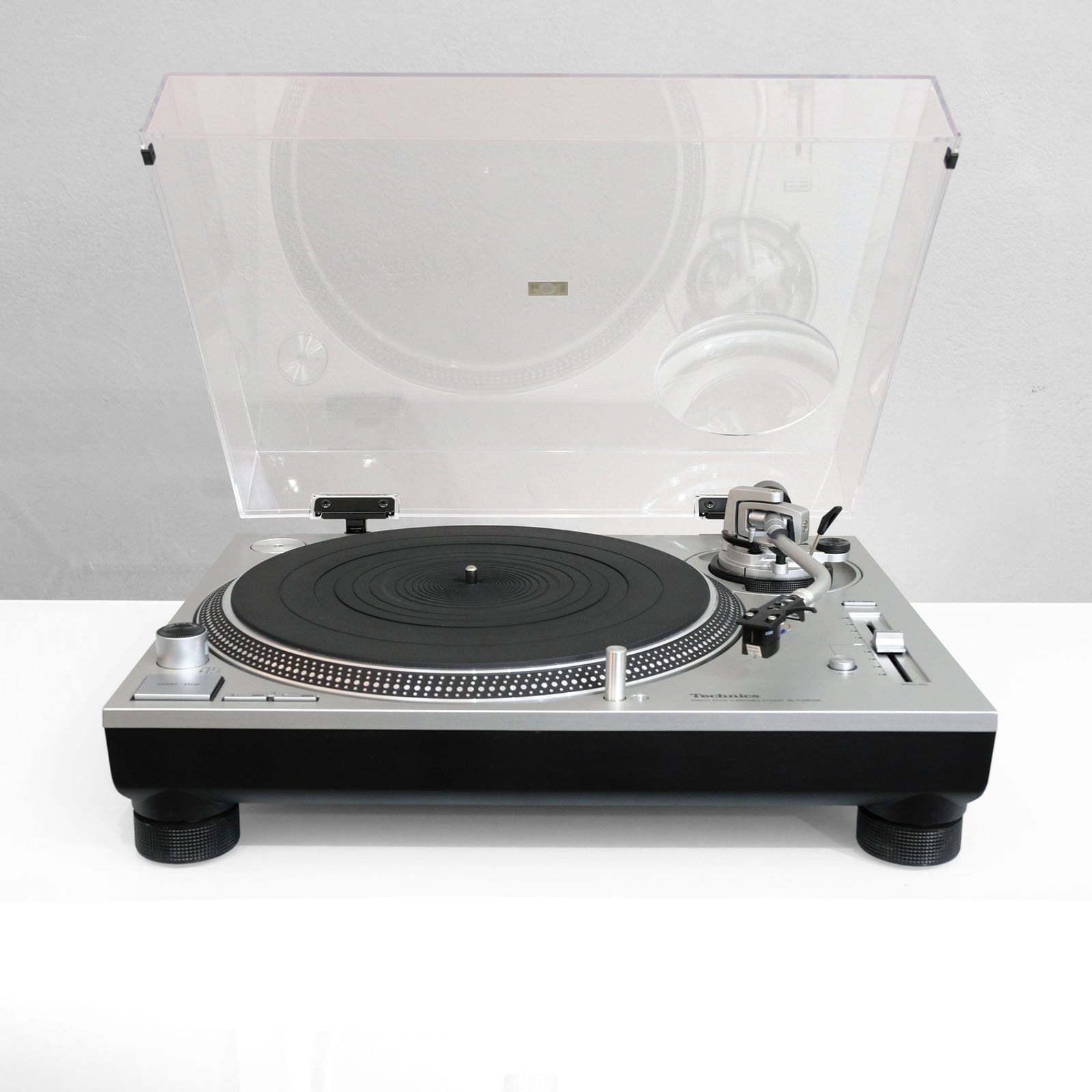 Technics SL-1200GR con Clearaudio Virtuoso V2